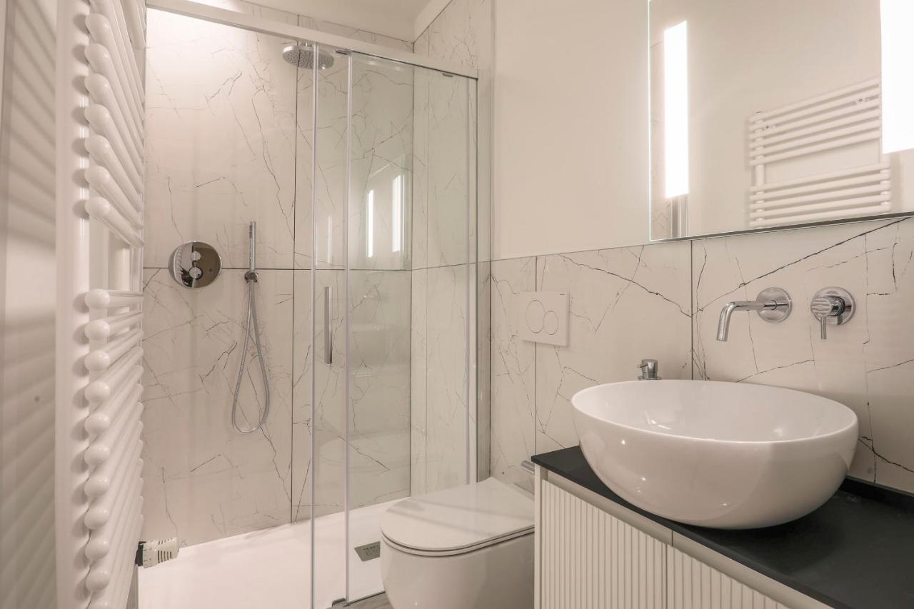 Repubblica Suite I-Hosted By Sweetstay Milan Luaran gambar